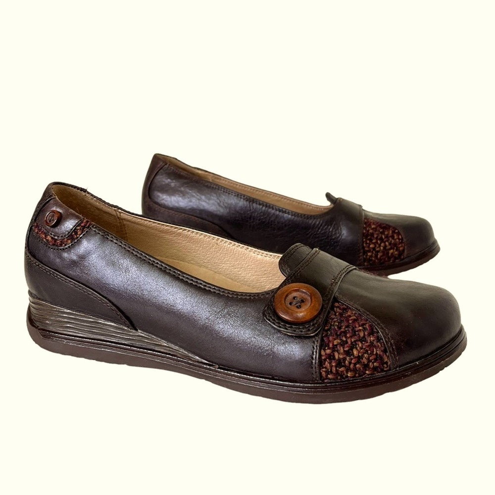 Dansko Pam Shoes Sz 40 10 US Women's Leather Wedge Slip On Tweed Button Brown